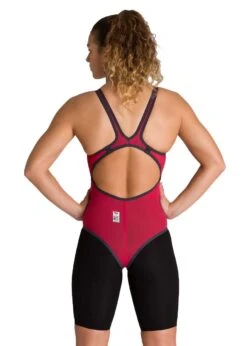Arena Women's Carbon Duo Top - Jester Red -Swim Equipment Shop ftp m magentoproduct photos002757450 006 xl