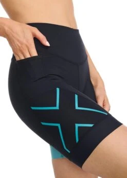 2XU Women's Core 7 Inch Tri Short - Black/ Porcelain 13 2XU Women's Core 7 Inch Tri Short - Black/ Porcelain -Swim Equipment Shop tumbnail 0c23b89c bac0 46b7 af2e d3c75ebf40ce